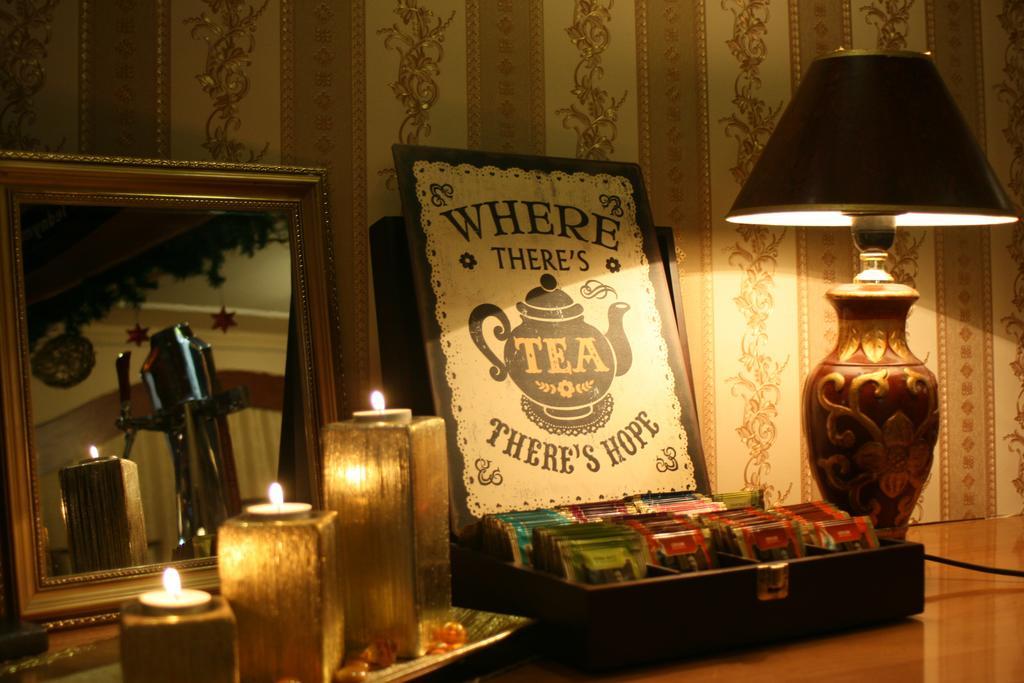 Hotel Dwor Ostoia Rymanów Esterno foto